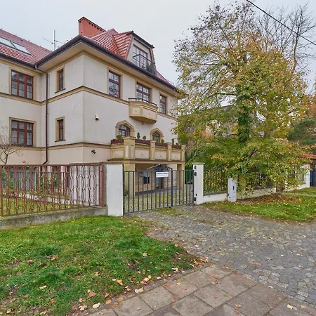 Krzycka Premium By Renters Prestige