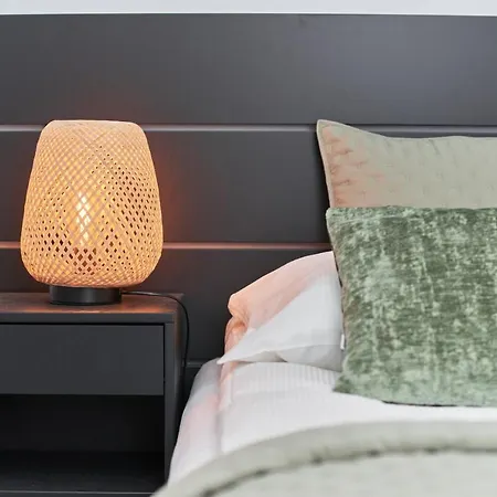 Апартаменти Krzycka Premium By Renters Prestige *